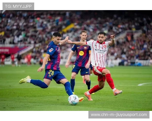 伊涅斯塔谈亚马尔受到批评阿劳霍欧冠将继续首发，伊涅斯塔是皇马球迷