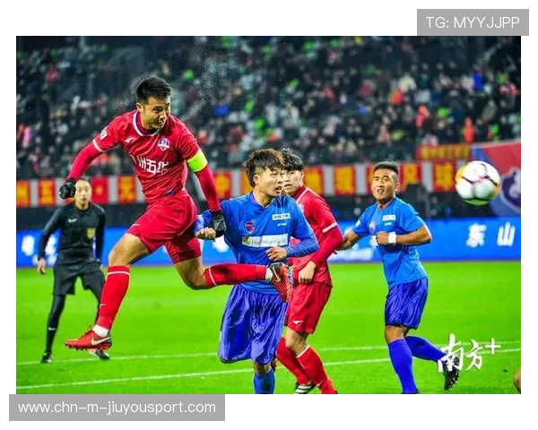 国际足球赛事比赛场地条件分析